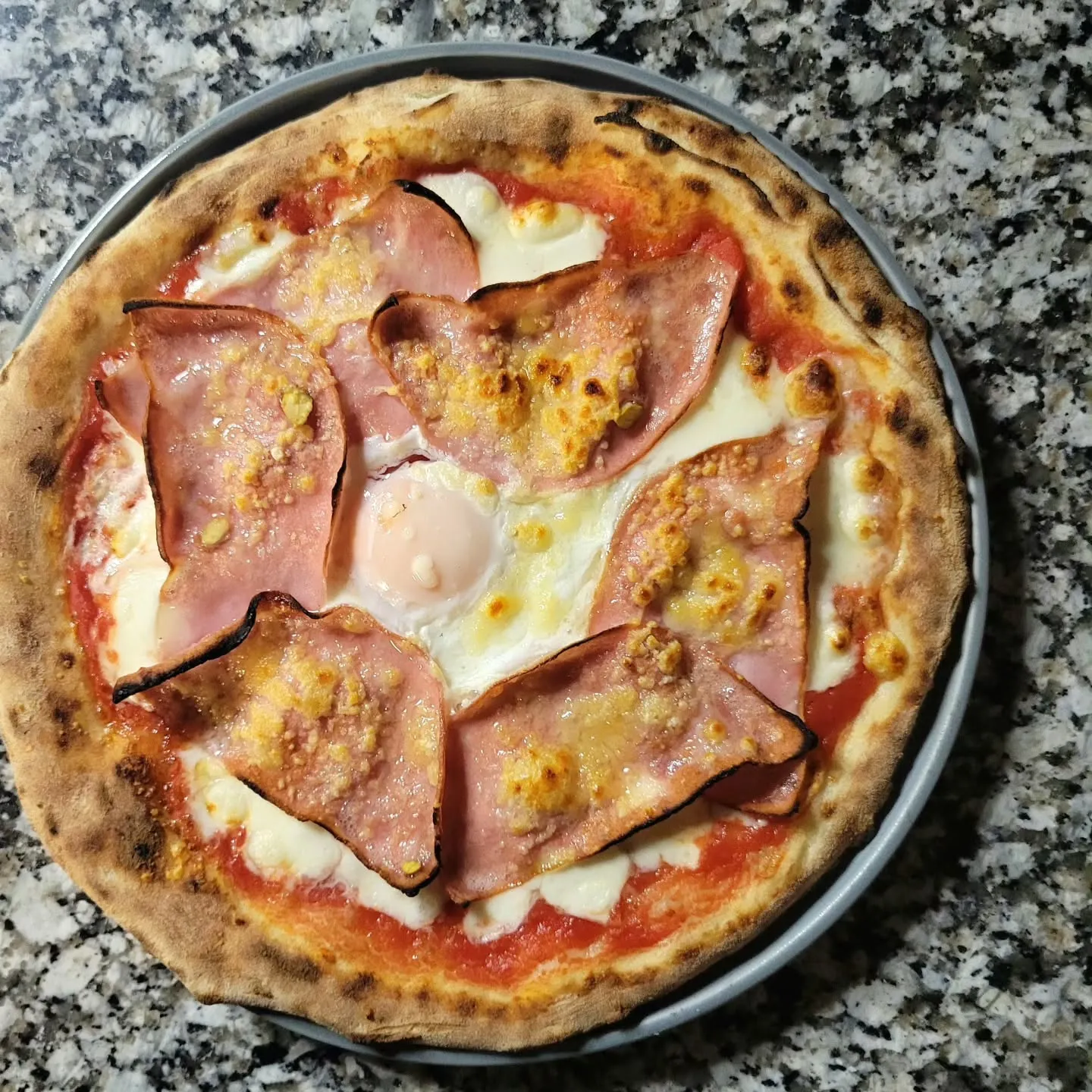 薪窯ピッツァとイタリア料理　　　