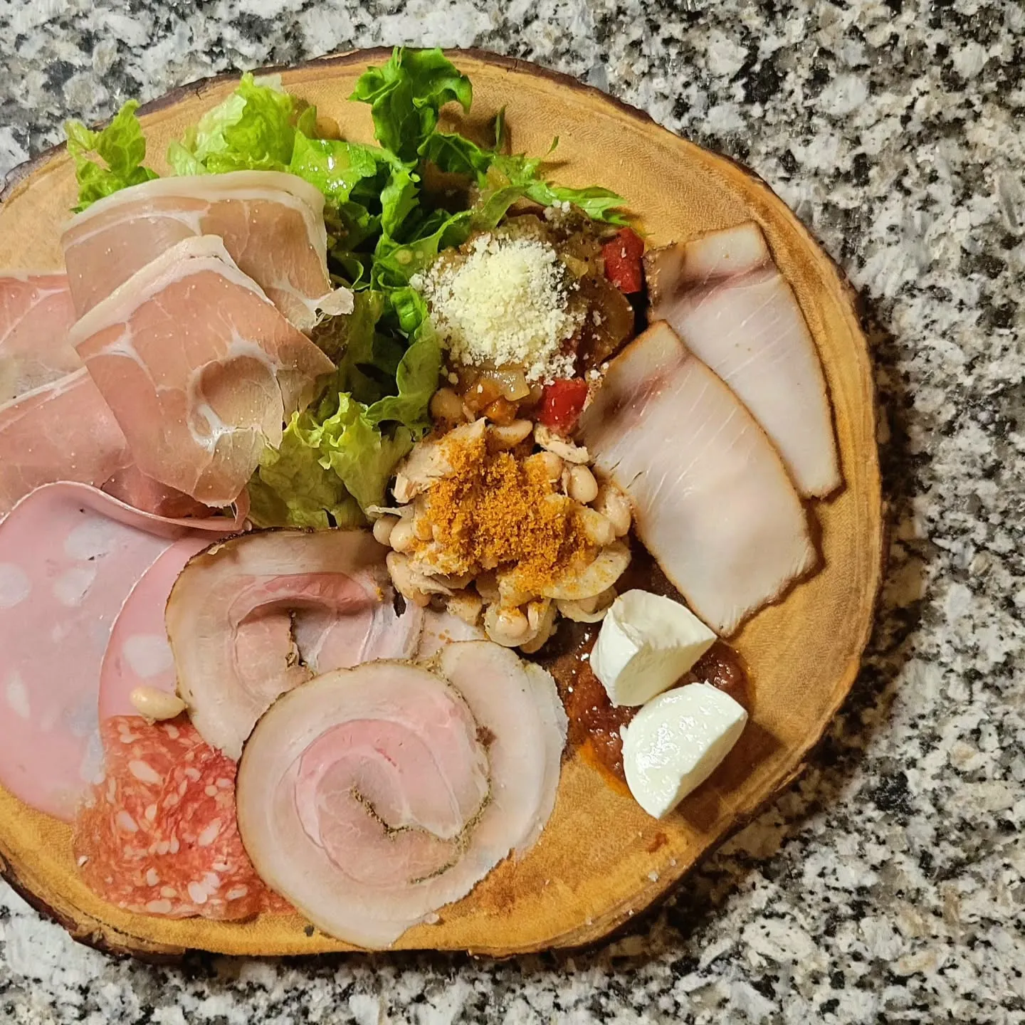 薪窯ピッツァとイタリア料理　　　